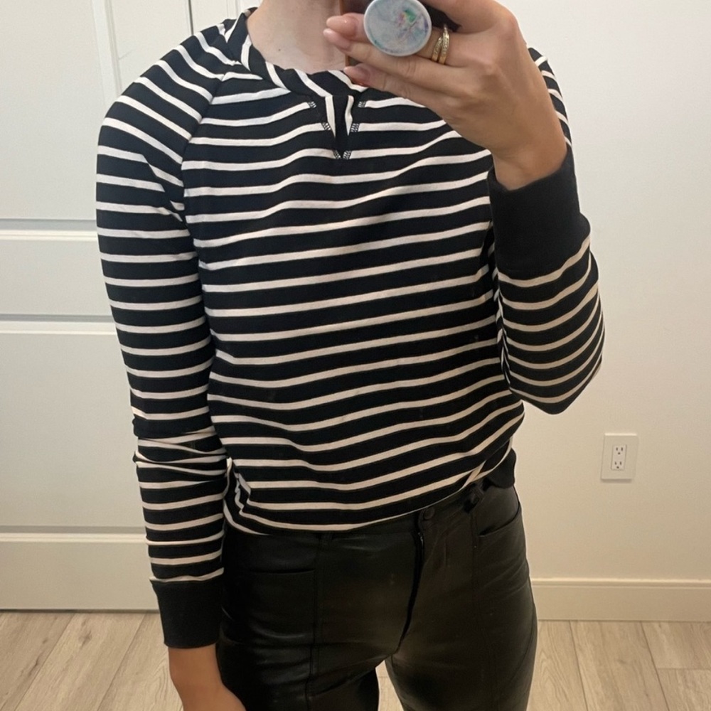 Equipment Lightweight Striper Crewneck
